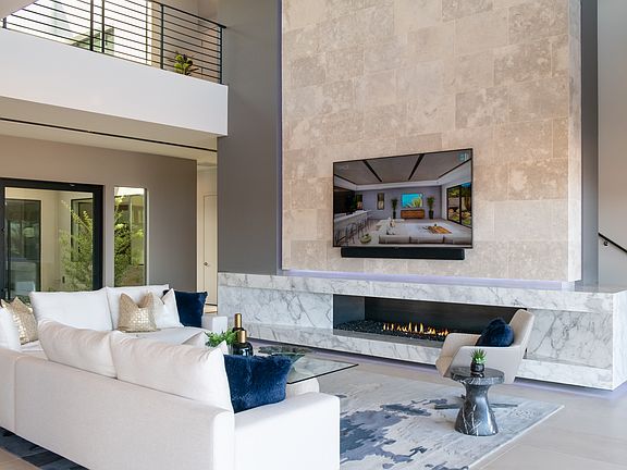 Apex - Great Room