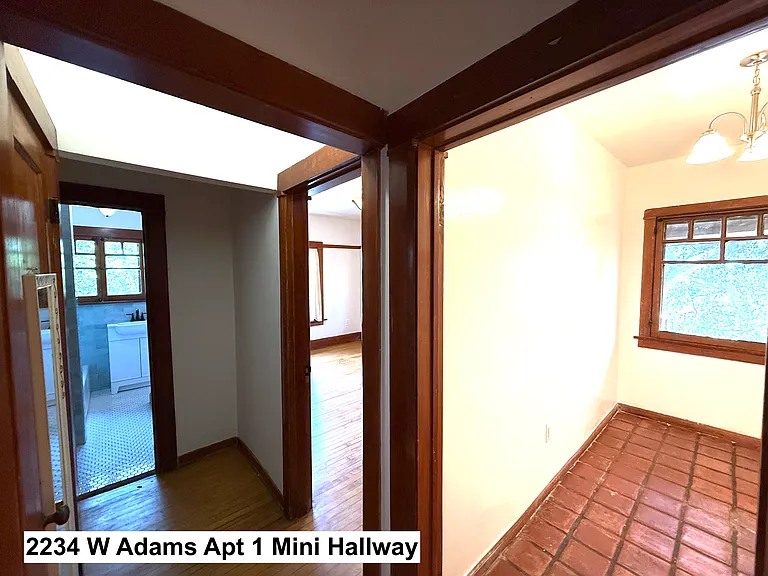 Mini Hallway w/ built-ins & closet