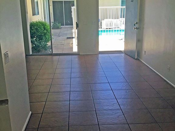 4th image of 120 S Saturmino Dr APT 03
