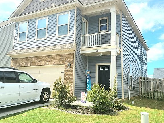 3rd image of 252 Claudia Dr
