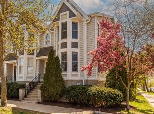 1603 E Park Pl, Milwaukee, WI 53211