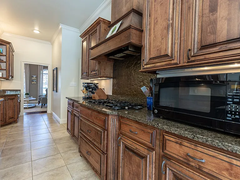 7316 Northbrook Cir — Photo 19
