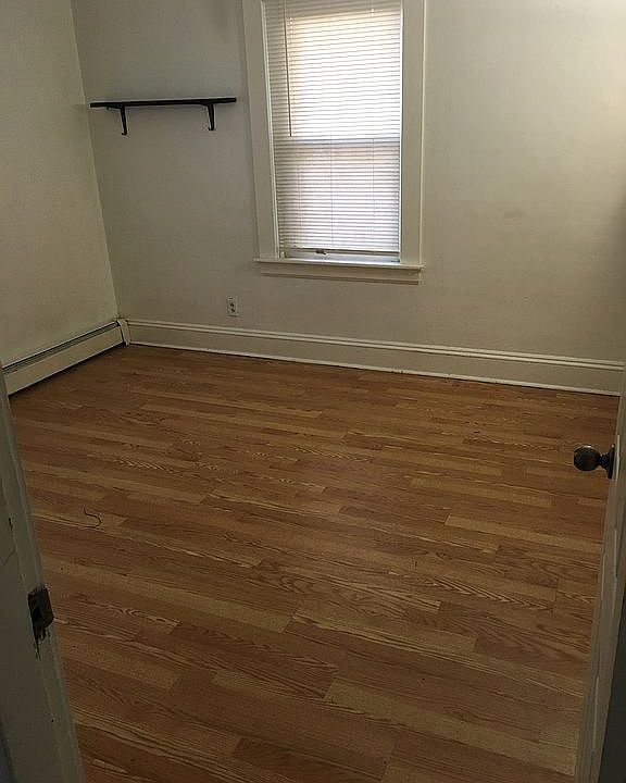 21 Pawtuxet Ter 3, West Warwick, RI 02893 Zillow