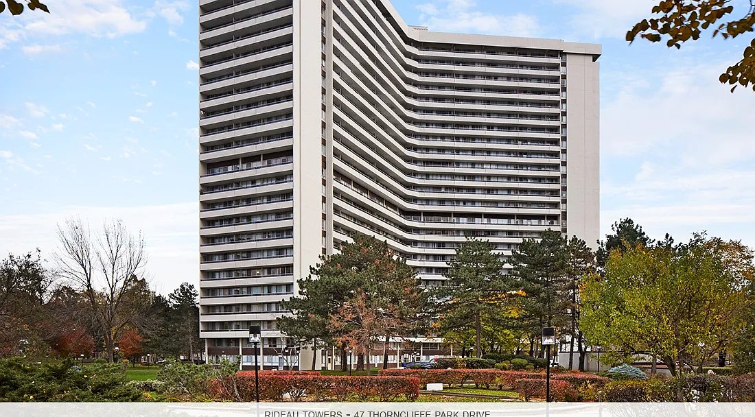 Rideau Towers — Photo 3