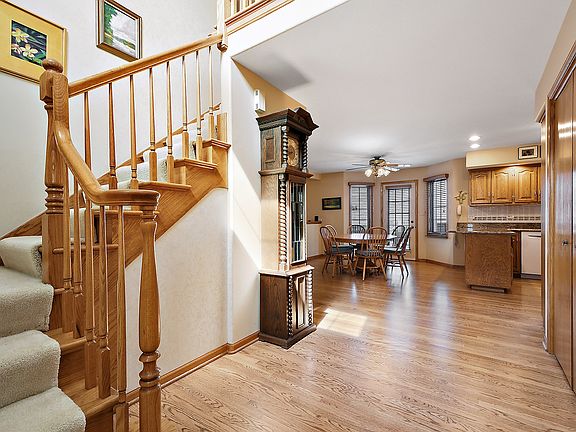 5th image of 18113 Pheasant Lake Dr