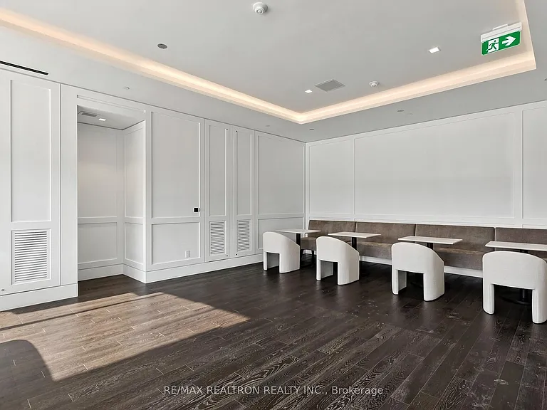 4010 Eglinton Ave W #702 — Photo 36