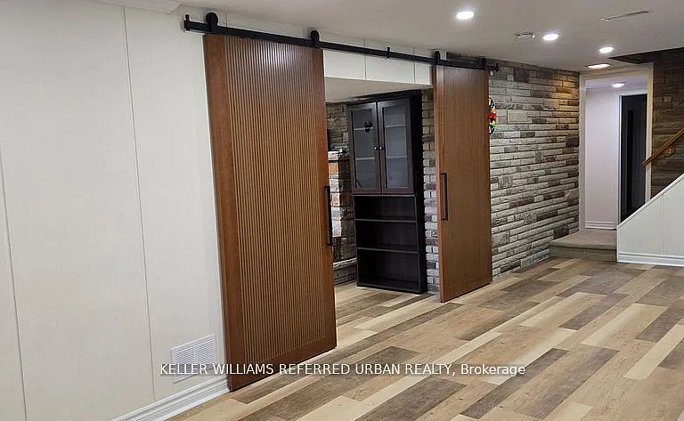 49 Halkin Cres #BASEMENT — Photo 4