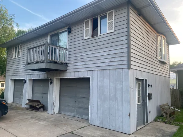 398 Theodore St, Joliet, IL 60435