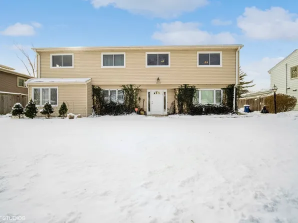 1437 Dartmouth Ln, Deerfield, IL 60015