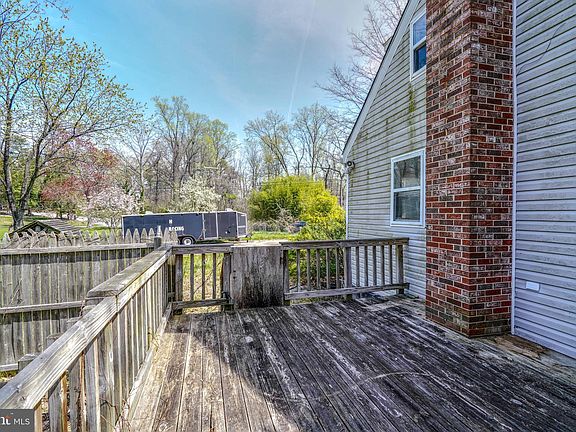 4th image of 1884 Cedar Dr