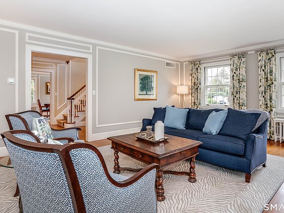 4th image of 26 Fernwood Road