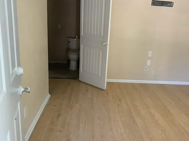 965 Martha Dr — Photo 18