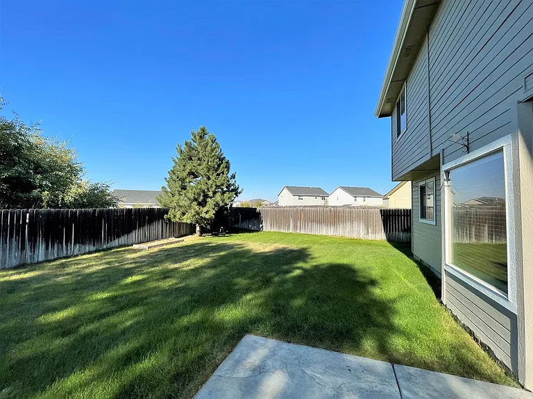 709 N Saddlebrook Way — Photo 26