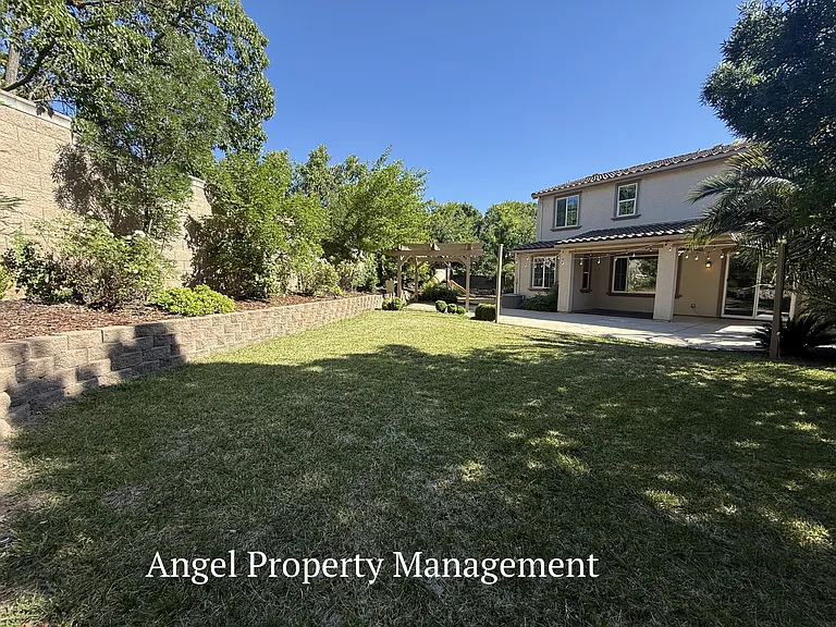 128 Dowd Ct — Photo 7