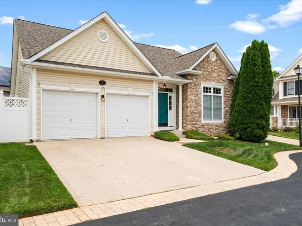 4 Lamar Ln, Middletown, MD 21769