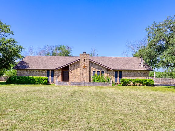 2nd image of 1016 COUNTY ROAD 373