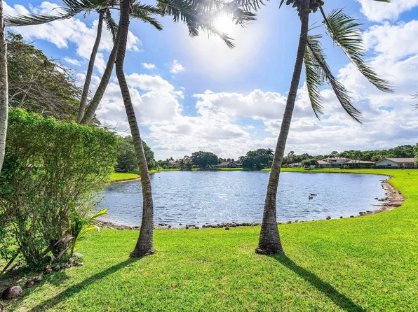7290 Encina Lane, Boca Raton, FL 33433