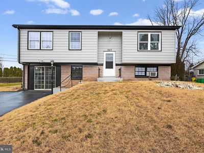 987 Marbrook Ln, York, PA, 17404