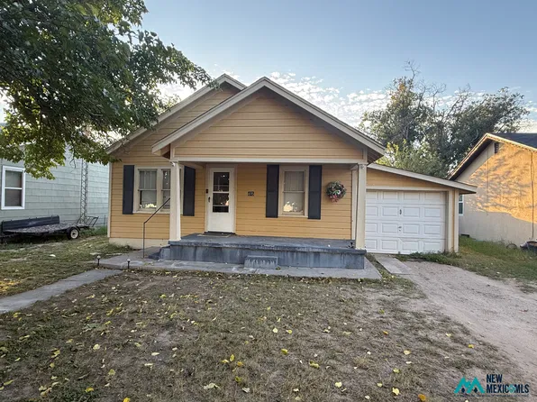 405 N Lake St, Carlsbad, NM 88220
