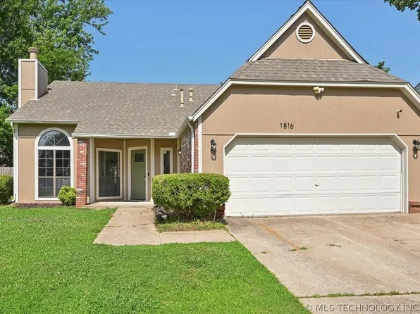 1816 S Gardenia Ave, Broken Arrow, OK 74012