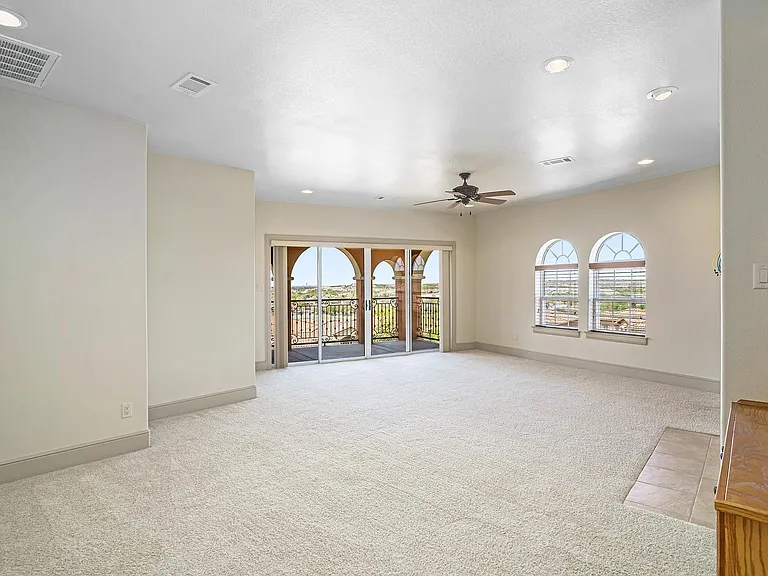 7713 Lakeview Cir — Photo 23