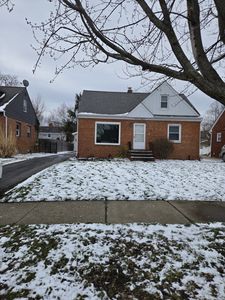 1424 Parkview Dr, Lyndhurst, OH, 44124