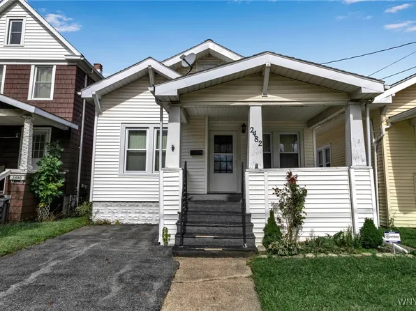 2482 Pierce Ave, Niagara Falls, NY 14301