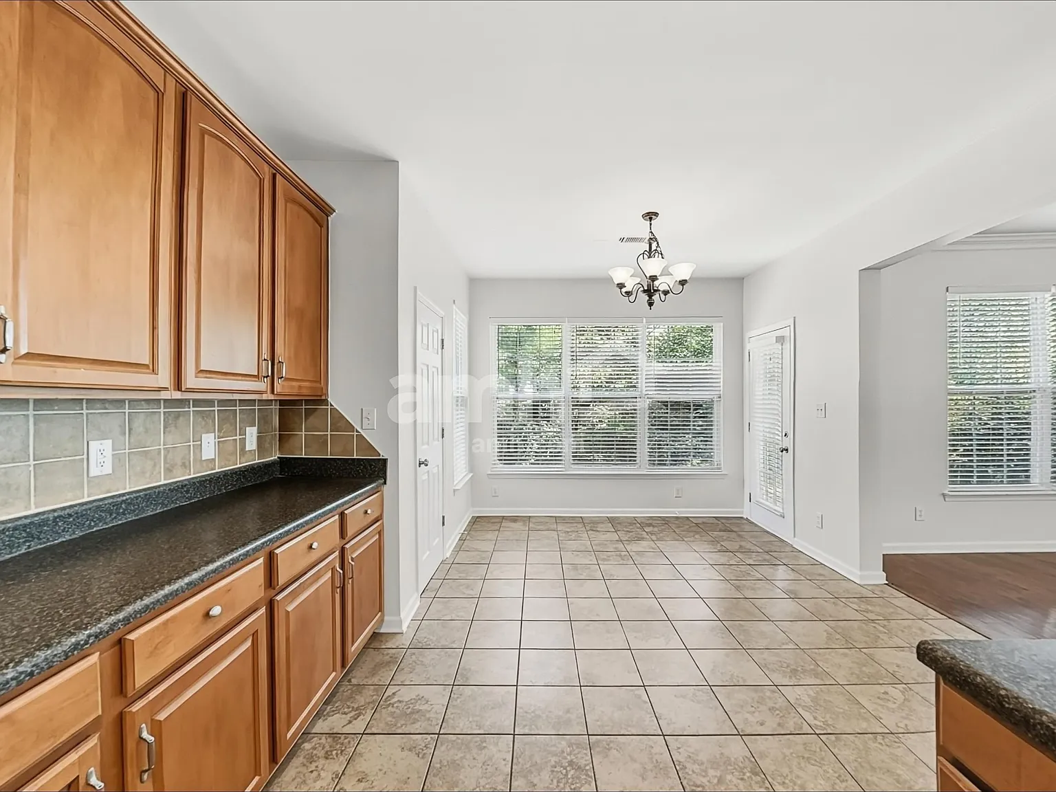 4 bed, 2.5 bath, 2921 sqft, $2,535 — Photo 4