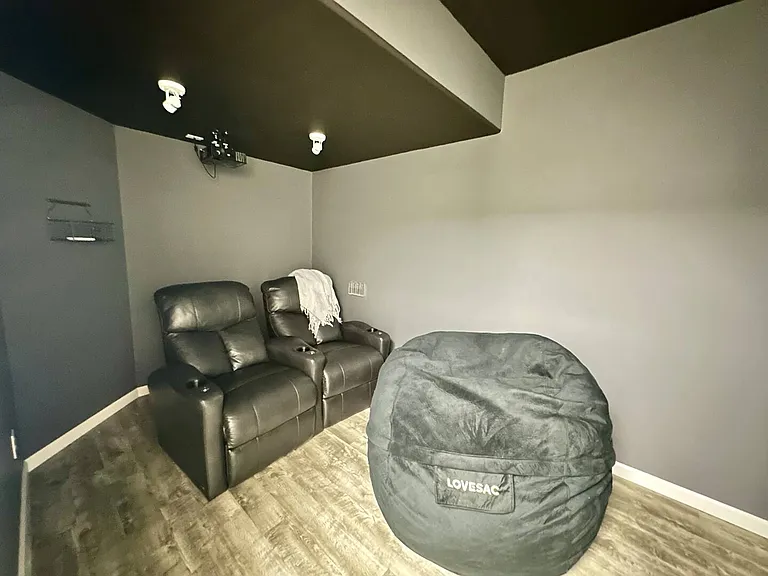 7005 Round Prairie St — Photo 35