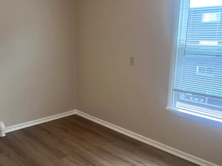 4222 SW Walker St #3 — Photo 18