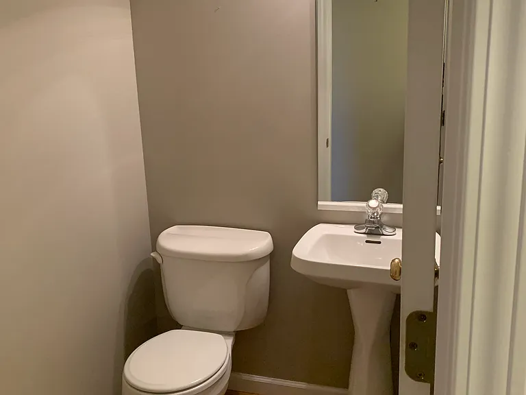 1116 Doral Dr — Photo 7