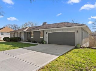 8401 Northern St, Raytown, MO 64138