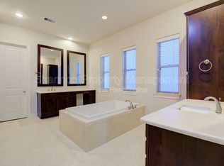 9627 Fannin Sta W, Houston, TX 77045