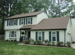 113 Park Ln, Seaford, VA 23696