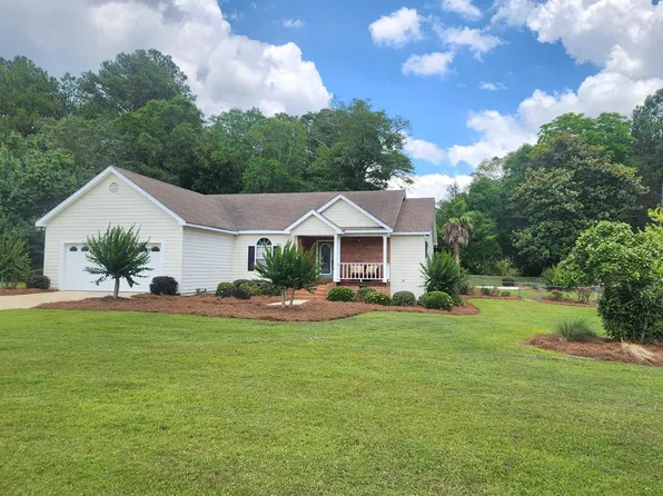 1705 Kimberly Ct, Tifton, GA 31793