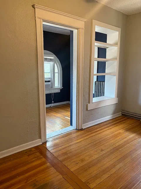 299 S Lincoln St — Photo 1