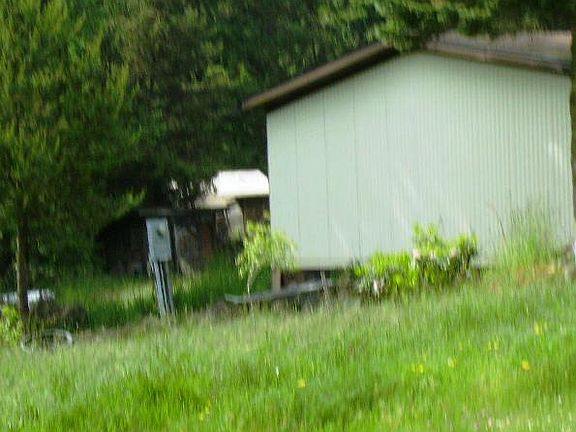 2nd image of 311 E Johns Creek Dr
