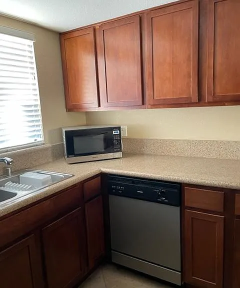 119-7675 N 1st Ave #119 — Photo 5