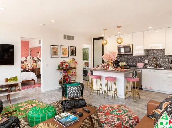 1111 E Palm Canyon Dr #102, Palm Springs, CA 92264