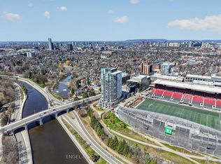 1035 Bank St #406, Ottawa, ON K1S5K3