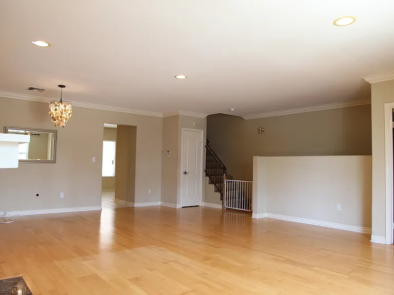 11871 Iowa Ave #104 — Photo 1