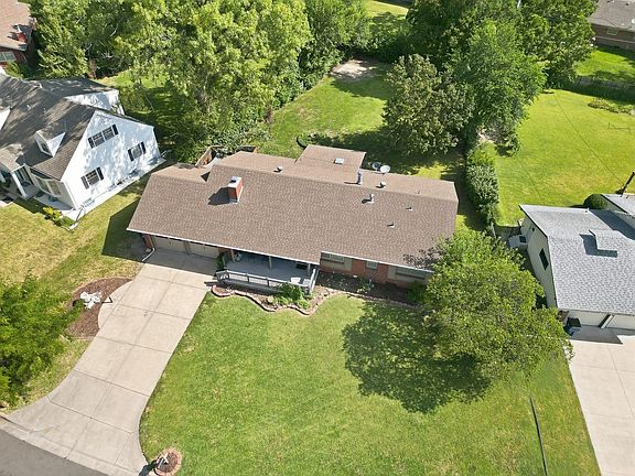 2nd image of 5700 E Perryton St