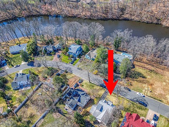 2nd image of 41 North Dr