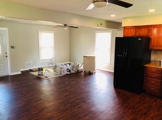 8700 McKenna Way, Louisville, KY 40291