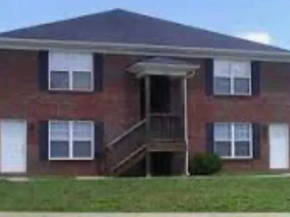 101 Stockton Ct, Radcliff, KY 40160