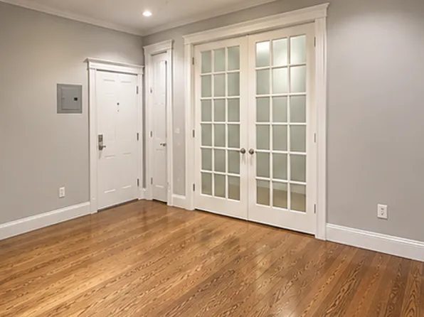 336 East 18th Street image 1 of 6