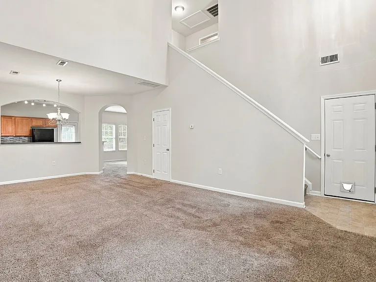 345 Doughton Ln — Photo 4