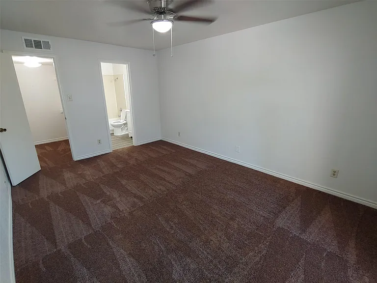 9700 Leawood Blvd #408 — Photo 10
