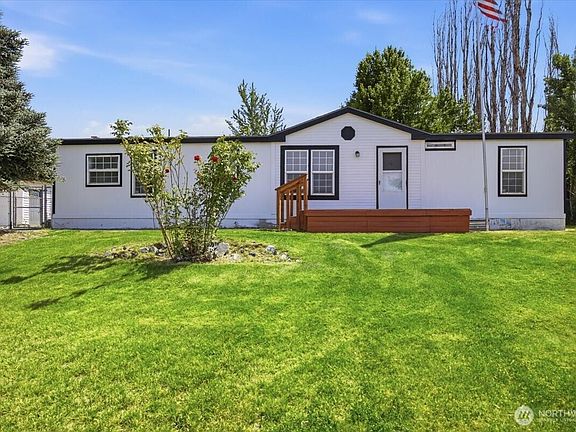 2nd image of 4225 Twinlake Ct