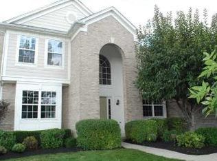 11734 Gray Eagle Dr, Fishers, IN 46037